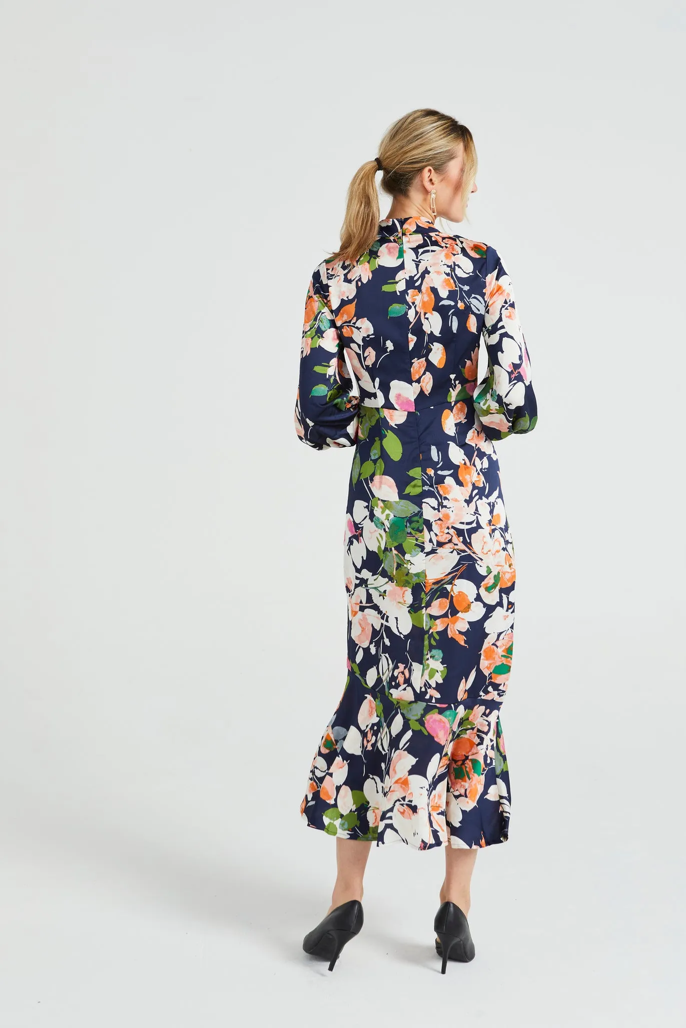 Angeleye Long Satin High Neck Tea Dress In Navy Floral Print