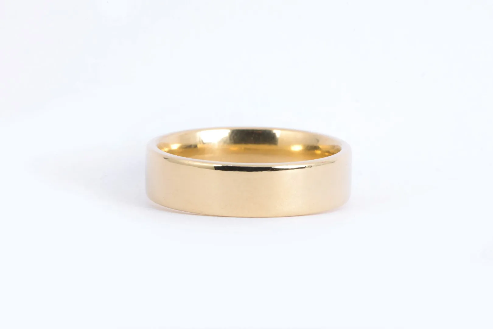 Benchmark 18k Yellow Gold "The Lieutenant" Wedding Band Size 10 (10.42g.)