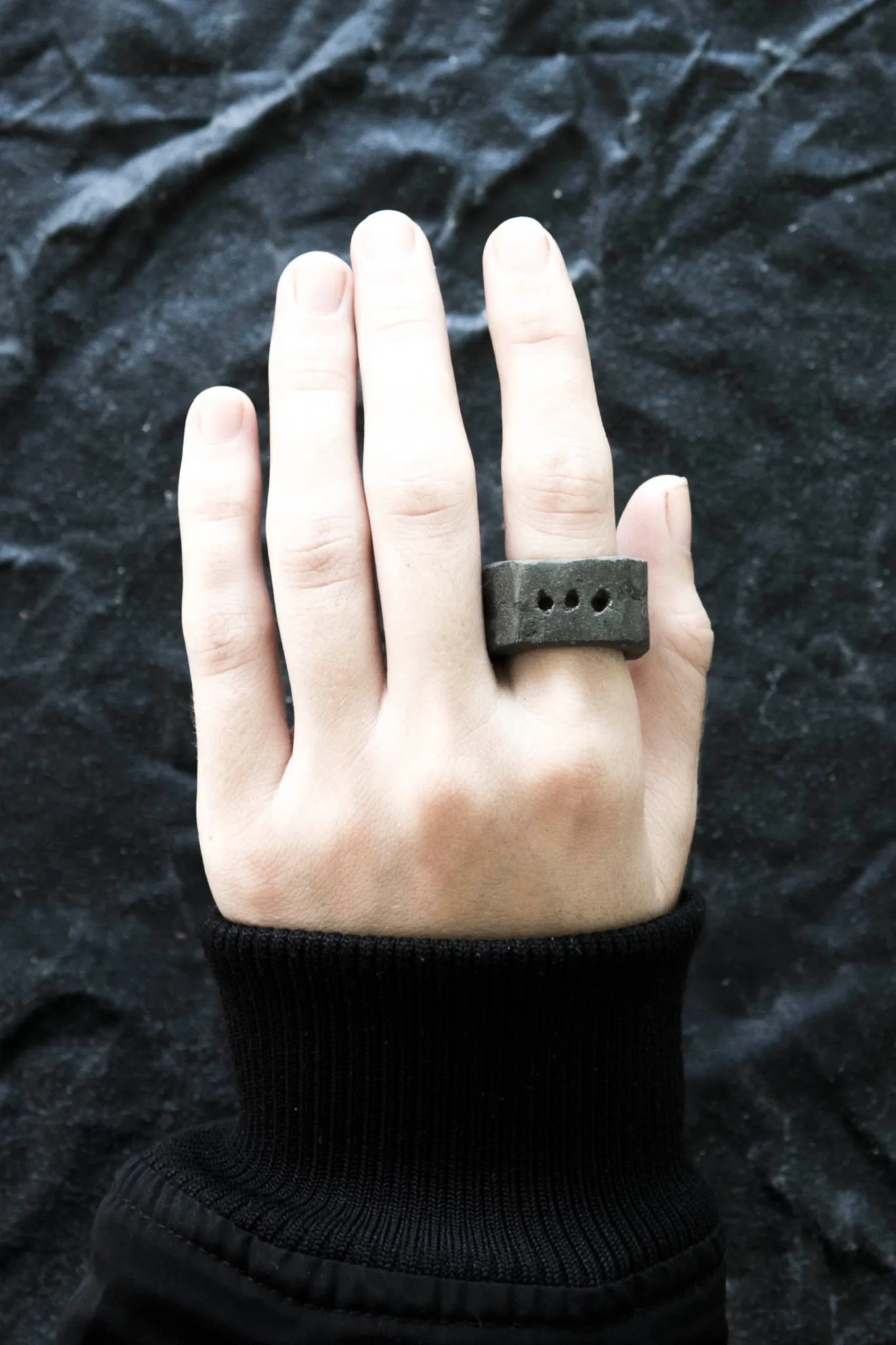 Subtraction Medium Ring