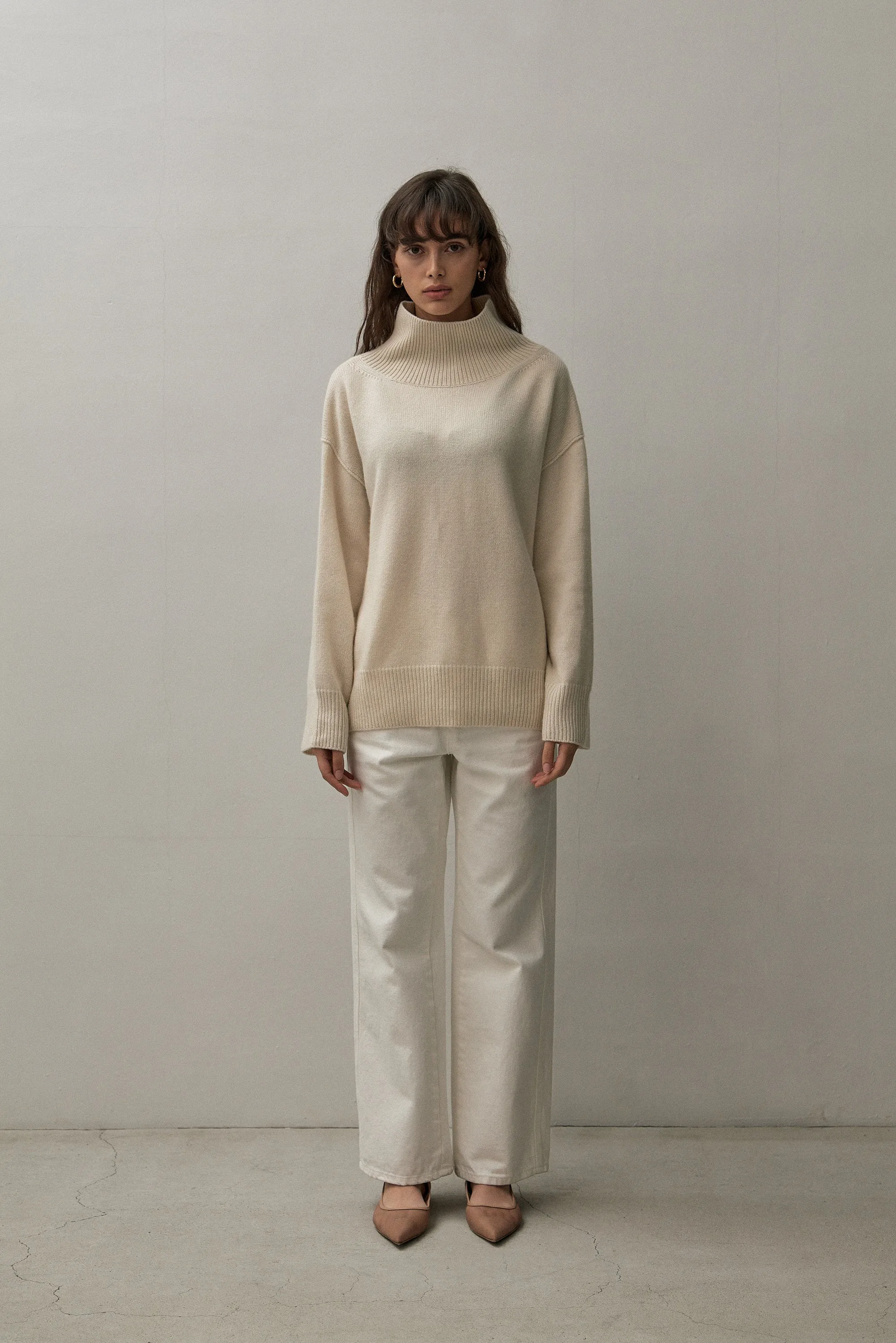 THE CLASSIC TURTLENECK - ECO WHITE